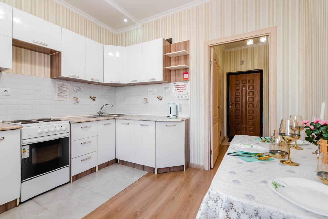 Akvarel Apartment Near Adk Almaty Bagian luar foto