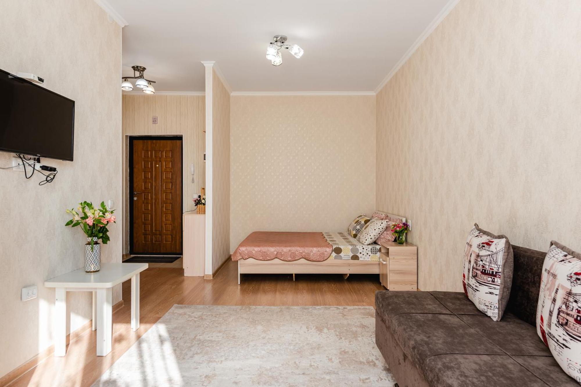 Akvarel Apartment Near Adk Almaty Bagian luar foto
